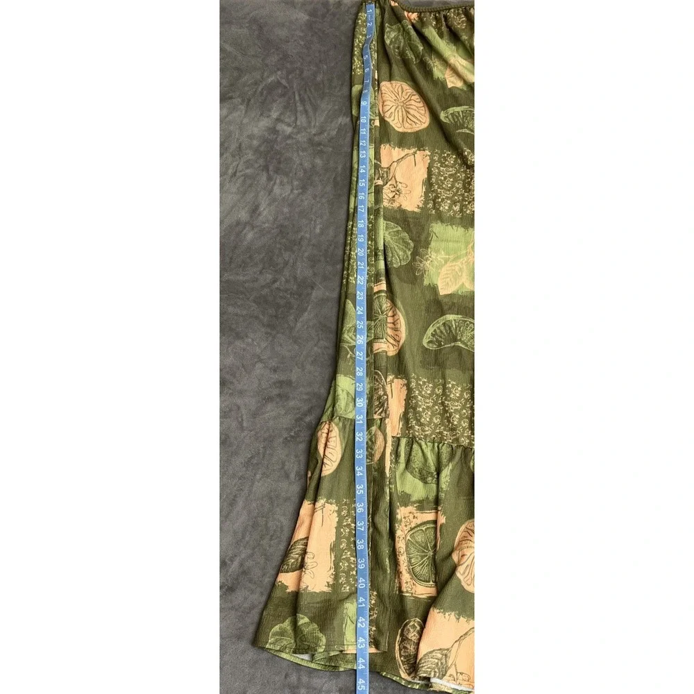 Cider Women's Dress‎ Fruit & Floral Patchy Size Medium Green